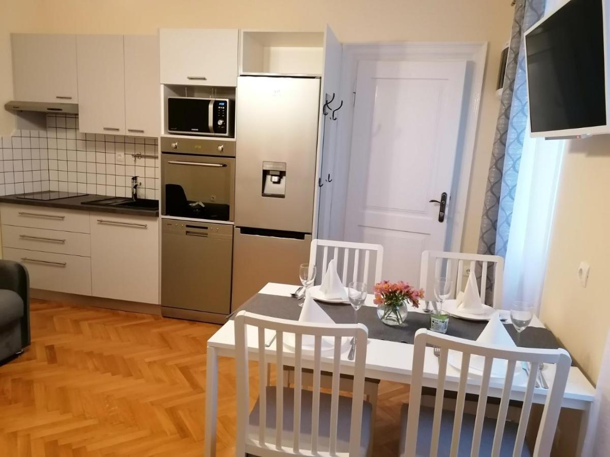 Apartment Lusetic *